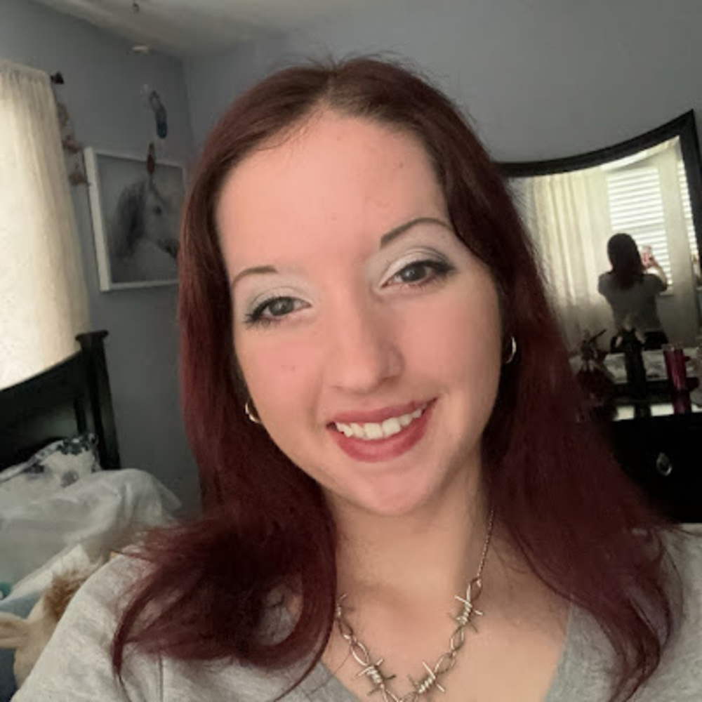 Meet your Posher, Alina